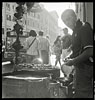 prodava katan na (coster of spanish chesnuts on)  Piazza di Spagna